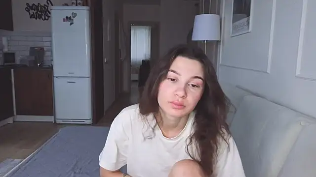 KristineEsme online show from 11/27/25, 04:36