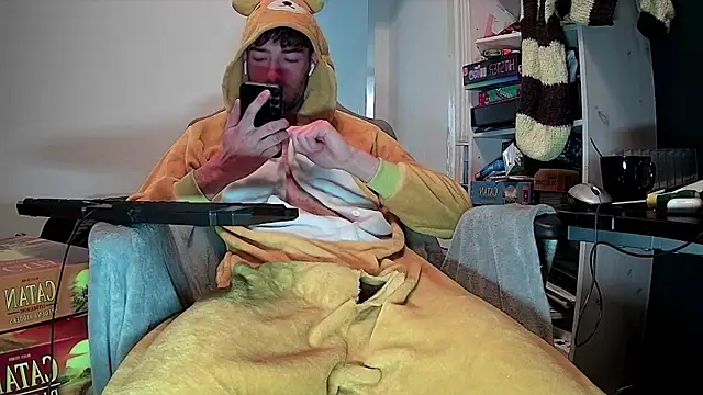 onesieboyx online show from 03/31/26, 01:00