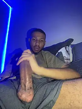 Mr8inch   online show from 03/17/25, 07:58