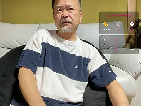 Snapshot of Ryo-j chatting on 04/25/26, 01:36 Ryo-j online show from 04/25/26, 01:36