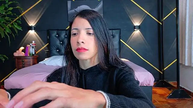 amabel zambrano online show from 11/03/25, 02:07