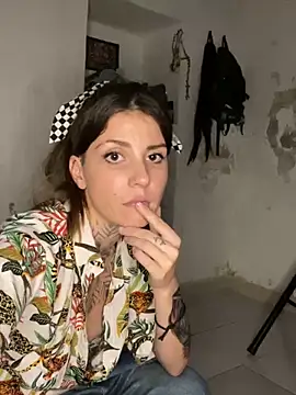 Izy cute  online show from 01/17/25, 06:36