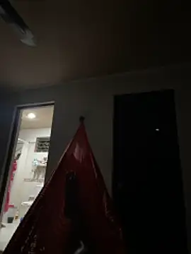 Izy cute  online show from 04/19/26, 03:06