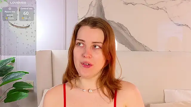 Snapshot of EllieGarson chatting on 02/12/26, 05:08 EllieGarson online show from 02/12/26, 05:08