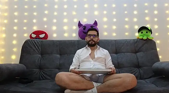 Snapshot of ErickBrant chatting on 01/23/25, 12:04 ErickBrant online show from 01/23/25, 12:04