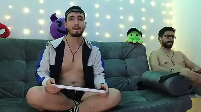 Snapshot of ErickBrant chatting on 01/24/25, 01:45 ErickBrant online show from 01/24/25, 01:45