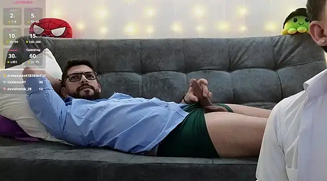 Snapshot of ErickBrant chatting on 02/12/25, 11:30 ErickBrant online show from 02/12/25, 11:30