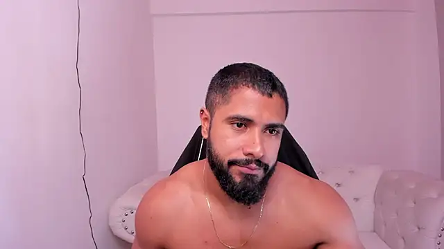 Santiago huntt online show from 02/26/25, 03:52