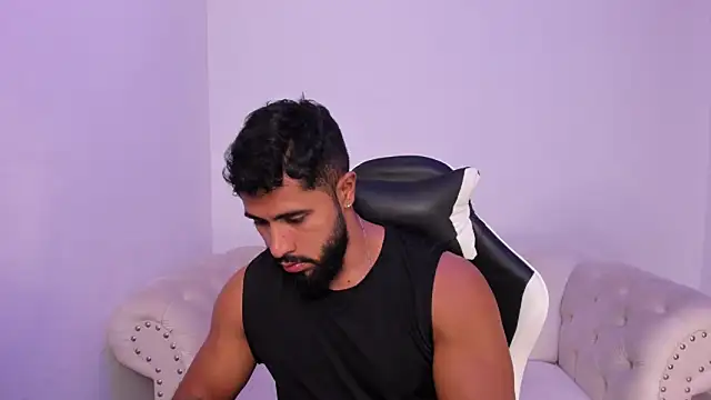 Santiago huntt online show from 02/06/26, 08:23