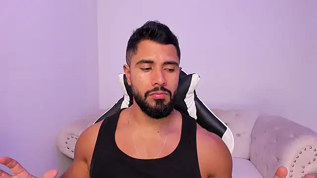 Santiago huntt online show from 02/25/26, 07:45