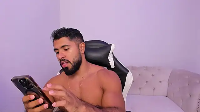 Santiago huntt online show from 03/02/26, 07:54