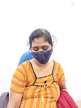 Snapshot of Lucky-Deepthi chatting on 02/17/25, 07:10 Lucky-Deepthi online show from 02/17/25, 07:10