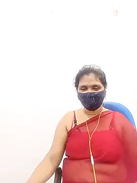 Snapshot of Lucky-Deepthi chatting on 02/21/25, 08:49 Lucky-Deepthi online show from 02/21/25, 08:49