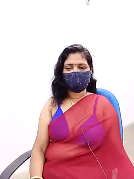 Snapshot of Lucky-Deepthi chatting on 02/28/25, 01:58 Lucky-Deepthi online show from 02/28/25, 01:58