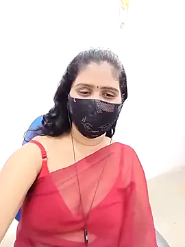 Snapshot of Lucky-Deepthi chatting on 03/09/25, 07:05 Lucky-Deepthi online show from 03/09/25, 07:05