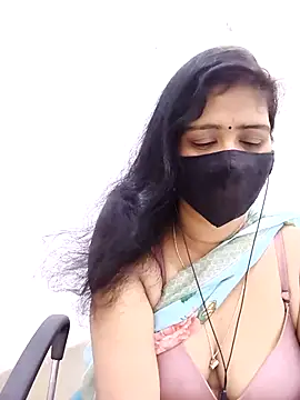 Snapshot of Lucky-Deepthi chatting on 05/04/26, 11:12 Lucky-Deepthi online show from 05/04/26, 11:12