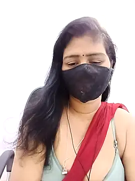 Snapshot of Lucky-Deepthi chatting on 05/10/26, 10:26 Lucky-Deepthi online show from 05/10/26, 10:26