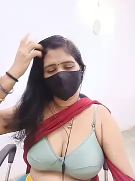 Snapshot of Lucky-Deepthi chatting on 05/28/26, 01:25 Lucky-Deepthi online show from 05/28/26, 01:25
