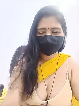 Snapshot of Lucky-Deepthi chatting on 07/19/26, 02:59 Lucky-Deepthi online show from 07/19/26, 02:59