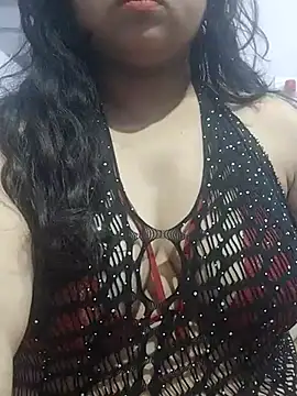 Snapshot of BigAssSarah chatting on 03/18/25, 09:21 BigAssSarah online show from 03/18/25, 09:21