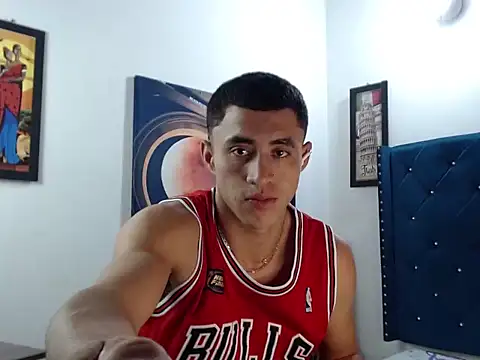 Cris steban1 online show from 02/15/26, 05:48