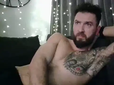 Snapshot of realdilf chatting on 01/07/25, 01:35 realdilf online show from 01/07/25, 01:35