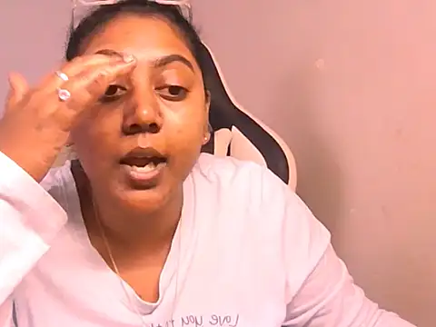 Indian Ruby99 online show from 05/05/26, 08:22