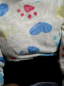 Snapshot of Barbie_183 chatting on 01/19/25, 05:37 Barbie 183 online show from 01/19/25, 05:37