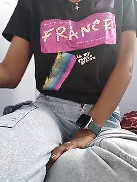 Snapshot of Barbie_183 chatting on 02/27/25, 10:15 Barbie 183 online show from 02/27/25, 10:15