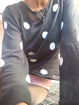 Snapshot of Barbie_183 chatting on 03/06/25, 11:25 Barbie 183 online show from 03/06/25, 11:25