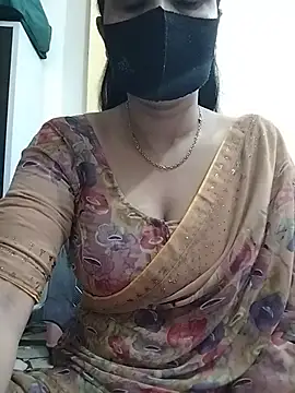 Snapshot of priyancyfun chatting on 06/16/26, 02:25 priyancyfun online show from 06/16/26, 02:25