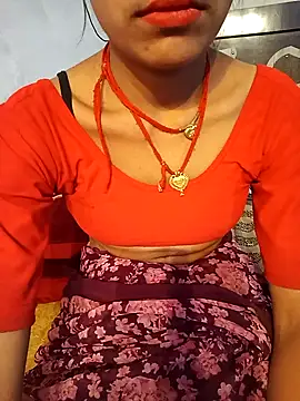 Snapshot of Amaya_Bajwa chatting on 02/01/25, 08:18 Amaya Bajwa online show from 02/01/25, 08:18