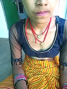 Snapshot of Amaya_Bajwa chatting on 02/20/25, 08:06 Amaya Bajwa online show from 02/20/25, 08:06