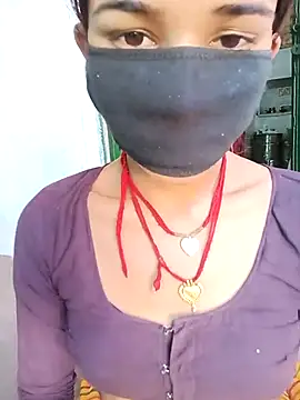 Snapshot of Amaya_Bajwa chatting on 02/24/25, 09:21 Amaya Bajwa online show from 02/24/25, 09:21