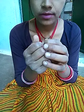 Snapshot of Amaya_Bajwa chatting on 02/24/25, 03:31 Amaya Bajwa online show from 02/24/25, 03:31