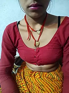 Snapshot of Amaya_Bajwa chatting on 03/04/25, 10:02 Amaya Bajwa online show from 03/04/25, 10:02