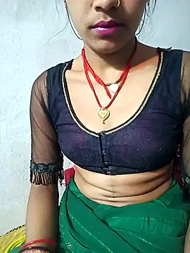 Snapshot of Amaya_Bajwa chatting on 03/06/25, 02:51 Amaya Bajwa online show from 03/06/25, 02:51