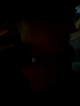 Snapshot of Amaya_Bajwa chatting on 03/12/25, 10:28 Amaya Bajwa online show from 03/12/25, 10:28