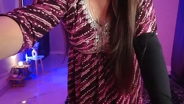 Snapshot of Mitikaa chatting on 12/04/25, 02:26 Mitikaa online show from 12/04/25, 02:26