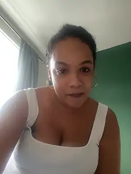 Snapshot of Porsha-Essex chatting on 01/06/25, 02:03 Porsha-Essex online show from 01/06/25, 02:03