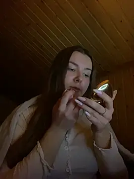 mewKate online show from 02/18/25, 05:21