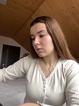 mewKate online show from 03/15/25, 09:52