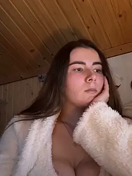 mewKate online show from 02/18/26, 03:41