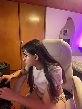 Snapshot of Camila_pinkk chatting on 03/16/25, 05:07 Camila pinkk online show from 03/16/25, 05:07