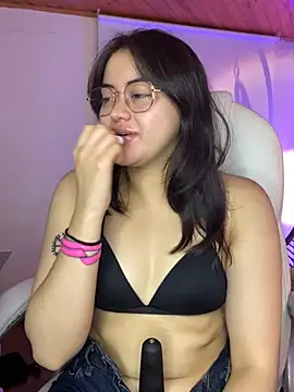 Camila pinkk online show from 05/29/26, 02:15
