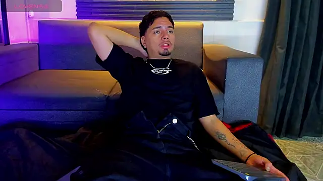 EnriquevillaF online show from 09/25/25, 11:58