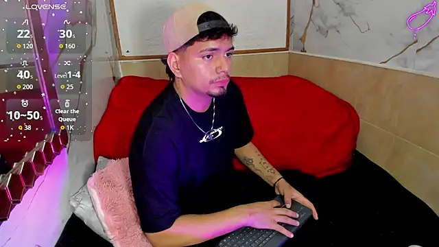 EnriquevillaF online show from 10/02/25, 12:23