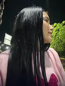 the queen of street online show from 04/17/26, 04:26