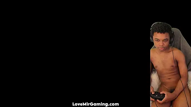 Snapshot of lovemirgaming chatting on 09/21/25, 08:54 lovemirgaming online show from 09/21/25, 08:54
