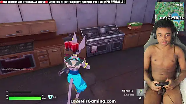 Snapshot of lovemirgaming chatting on 10/17/25, 10:23 lovemirgaming online show from 10/17/25, 10:23